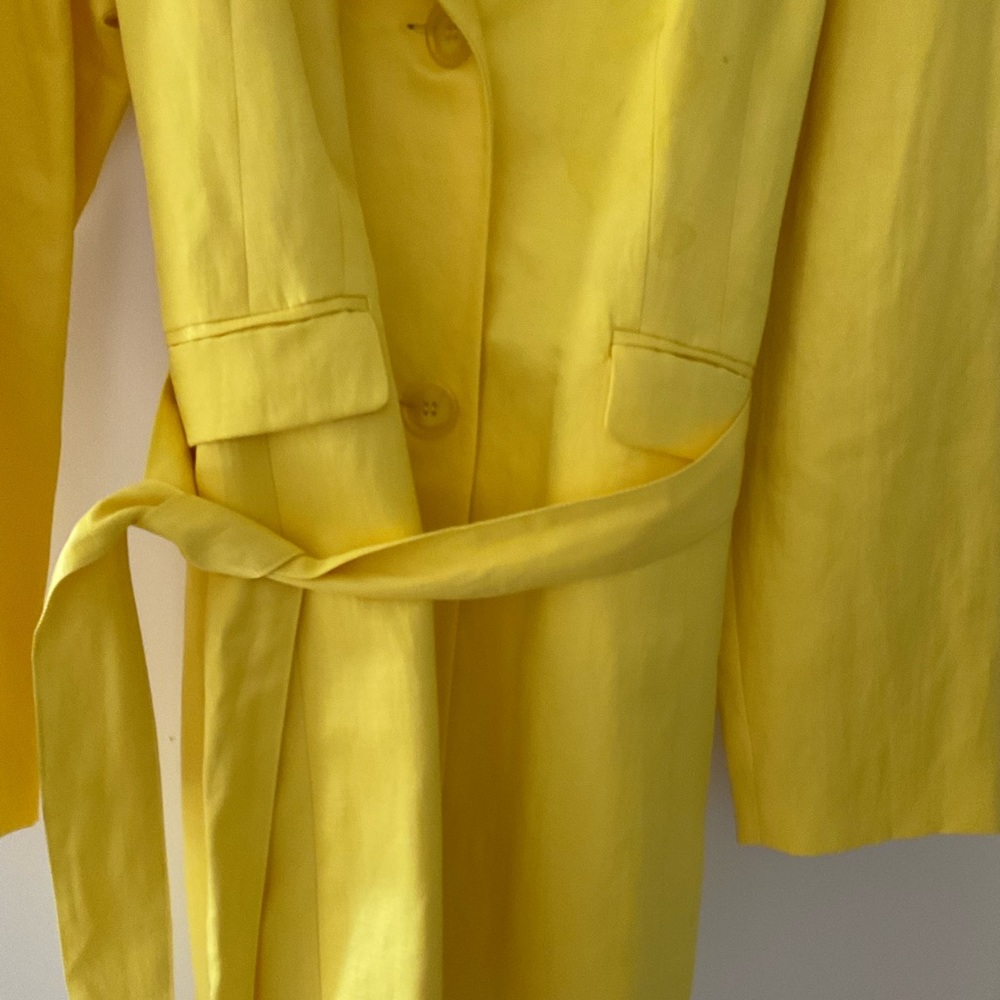Coat - Picture 2 of 4